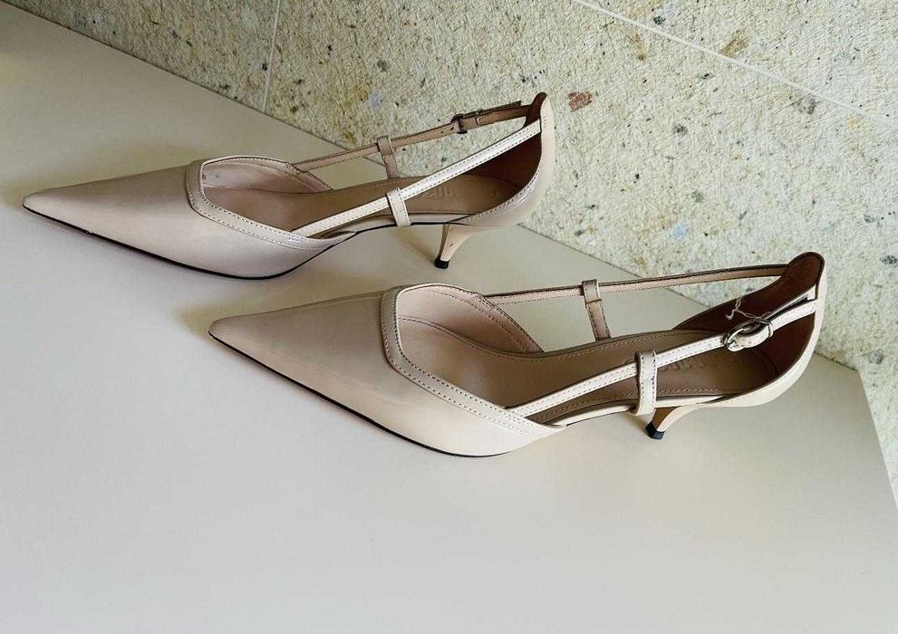 Pantofi nude stiletto Pinko