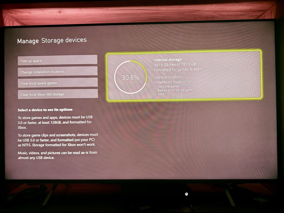 Xbox One X 1TB + Controller personalizat