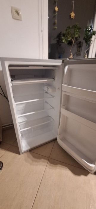 Frigider in stare impecabila.