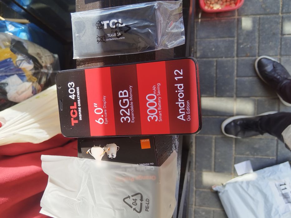 Telefon TCL 403 32 GB