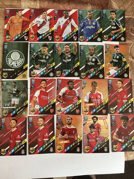 Карти Panini Fifa 365 Adrenalyn Xl 2024!