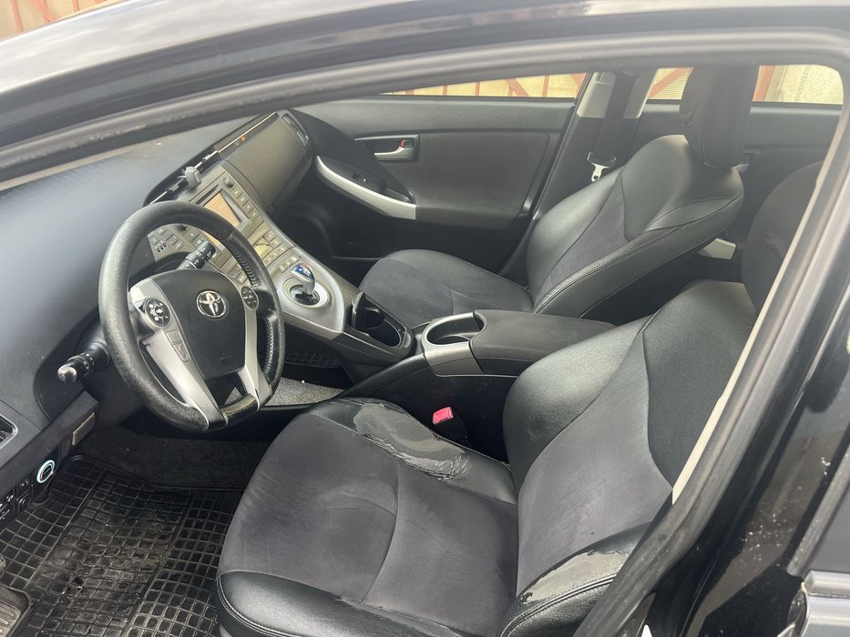 Toyota prius 2013+gpl