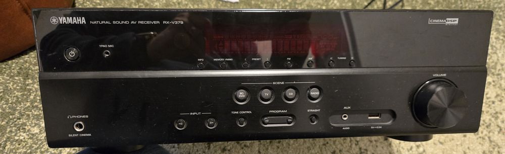 AV Reaceiver Yamaha RX-v379