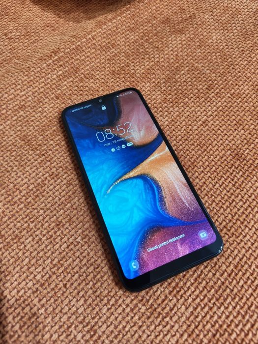 Samsung A20e 
Dual SIM