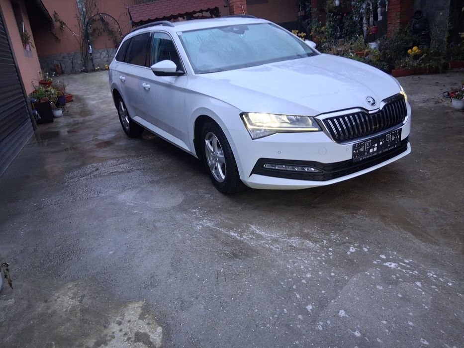 SKODA Superb 2023