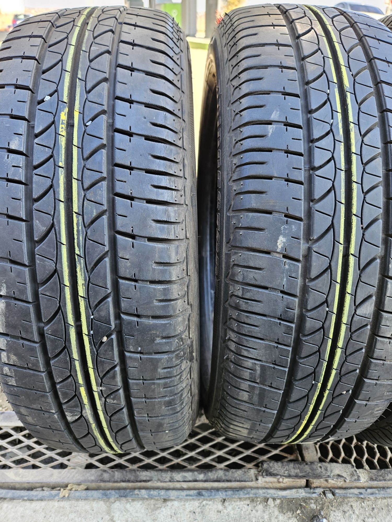 Vând anvelope vară 185/55/15 185/55r15 BRIDGESTONE