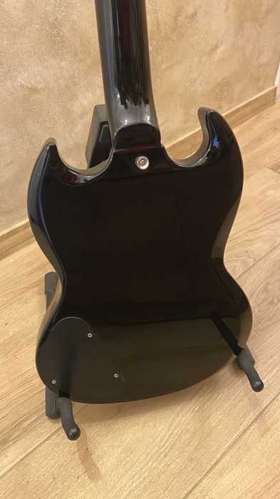 Vintage SG китара