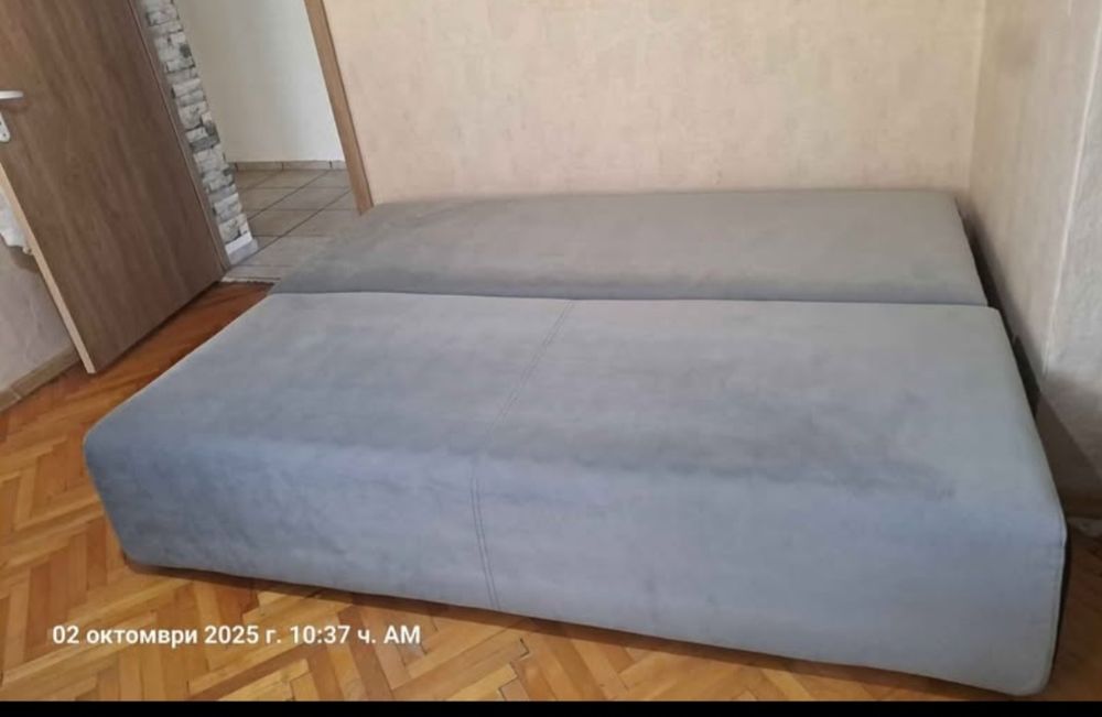 Разтегателен диван (Кийра) 140/190см ,с подарък към него топ матрак