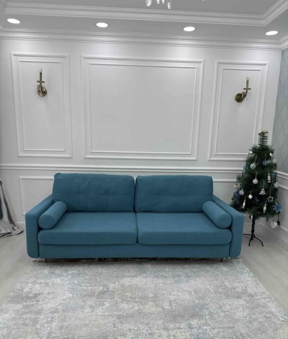 Диван бирюзовый красивый