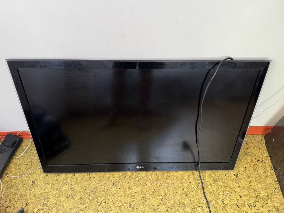 Продается телевизор