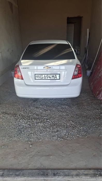 Lacetti Gentra sotiladi