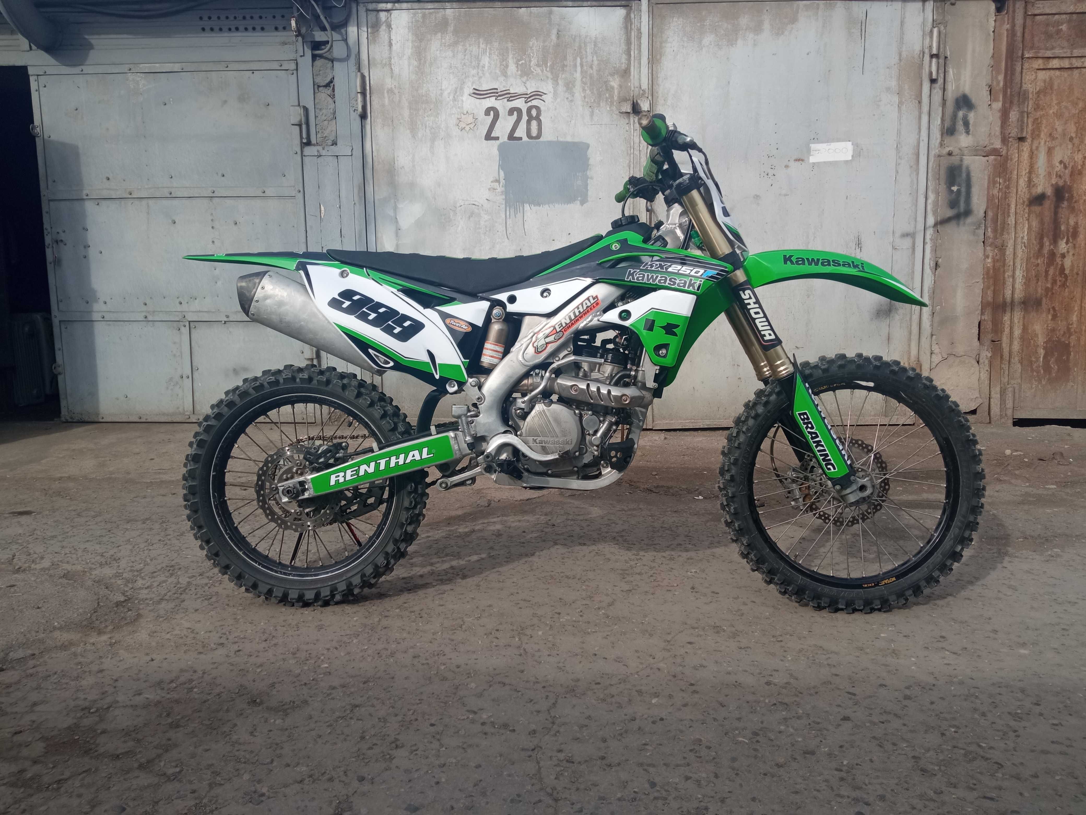 Продам Kawasaki KX250F.