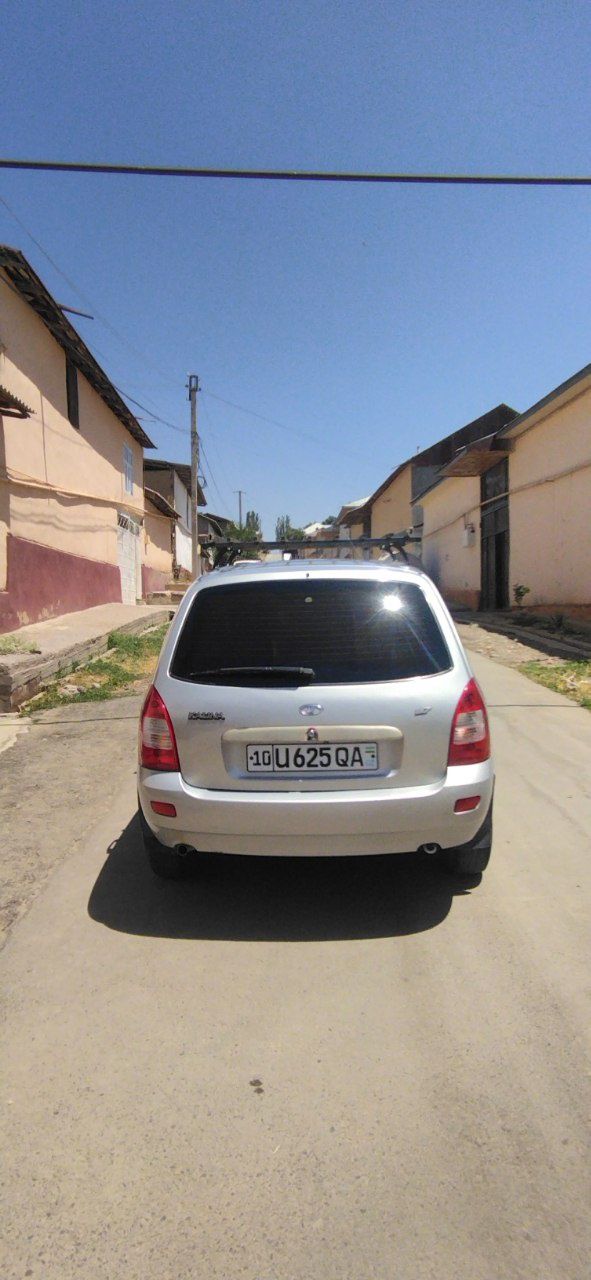 Lada Kalina 2008