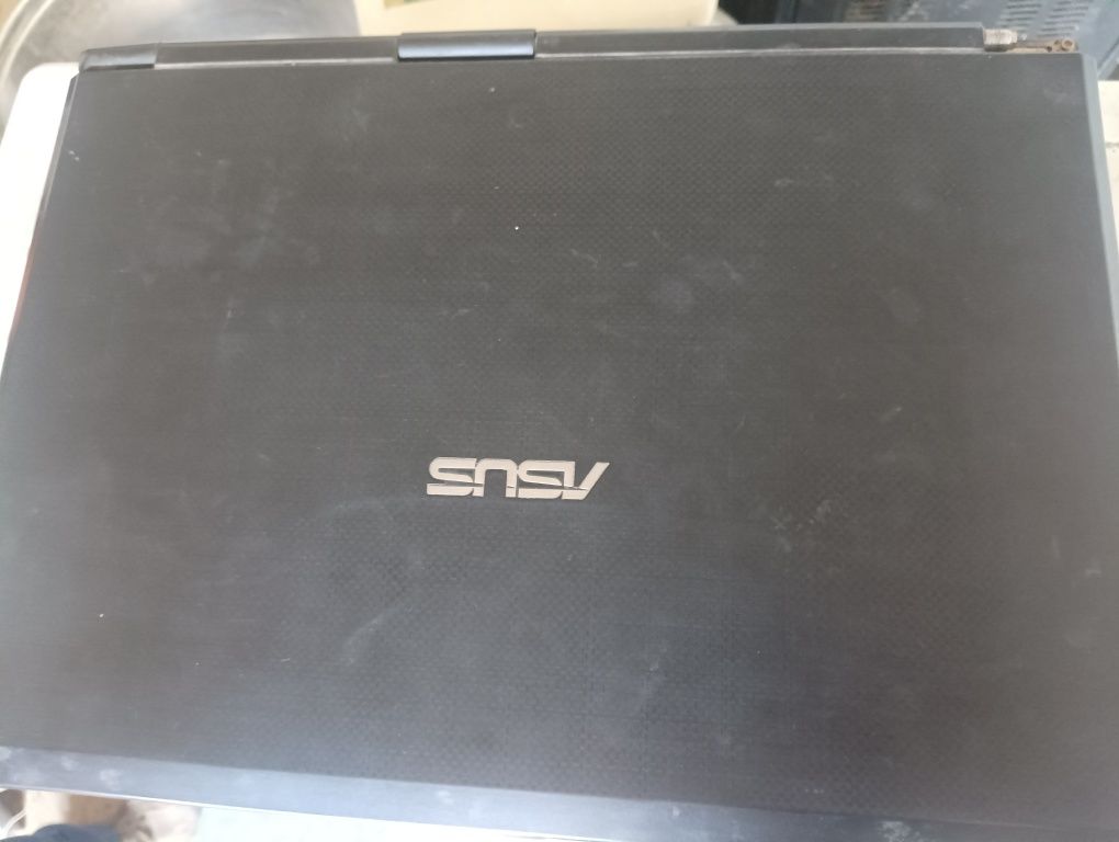 Ноутбук  Asus б/у