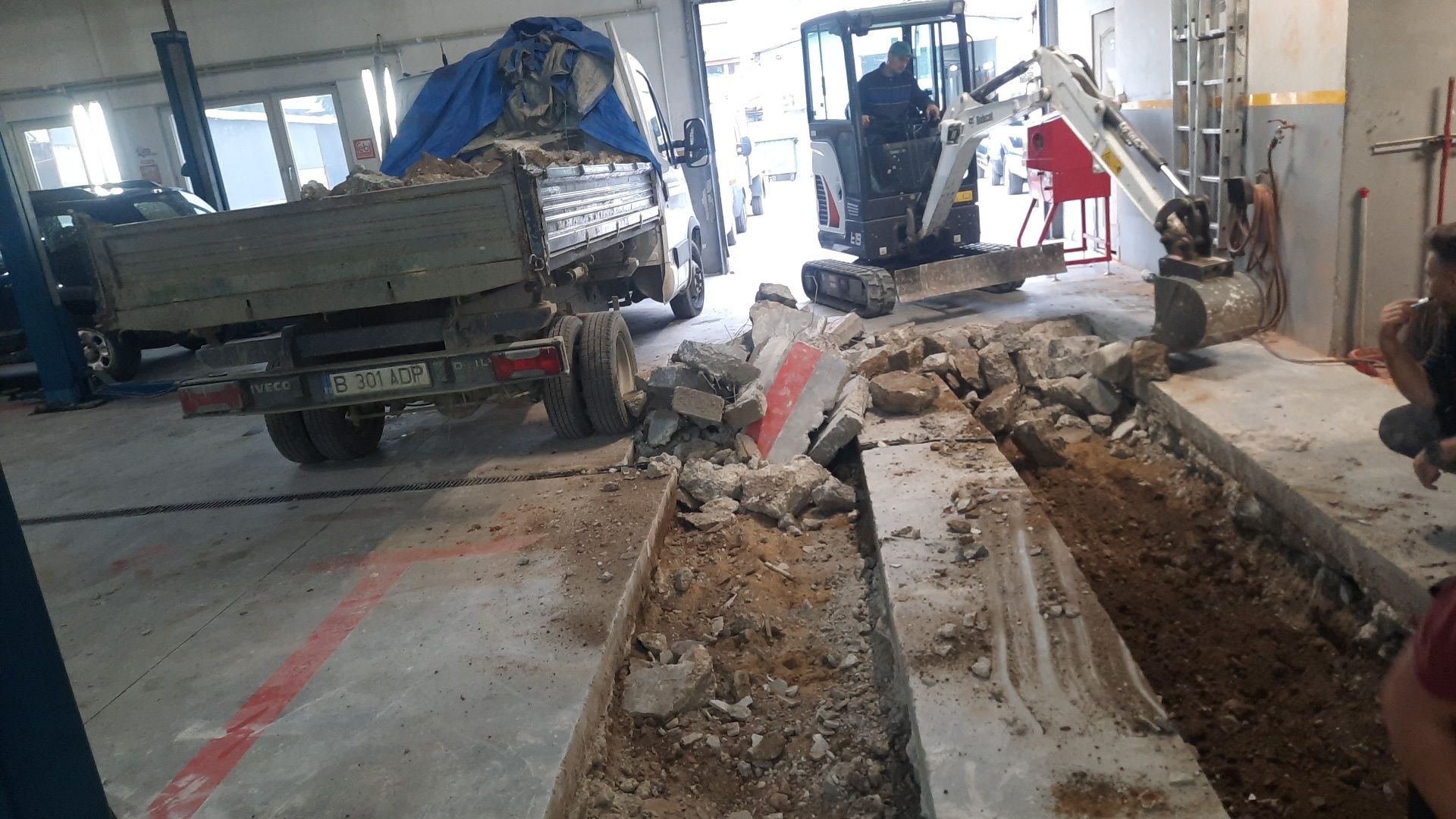 Nisip pietriș balast Moloz bobcat miniexcavator taiere bet