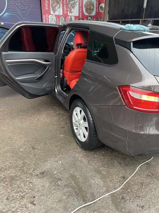 Lada Vesta SW ( Zavodskoy Nissan Motor )