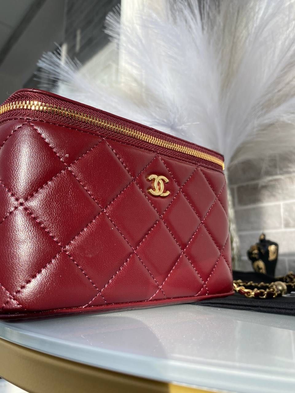първокласна чанта на Chanel