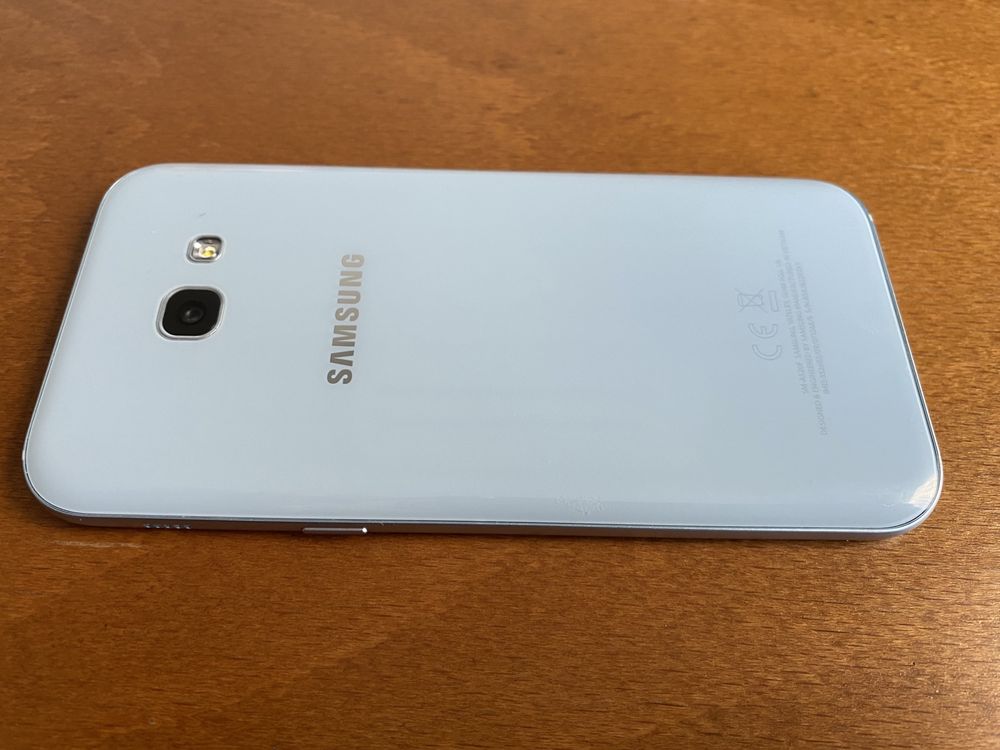 Samsung A520f defect