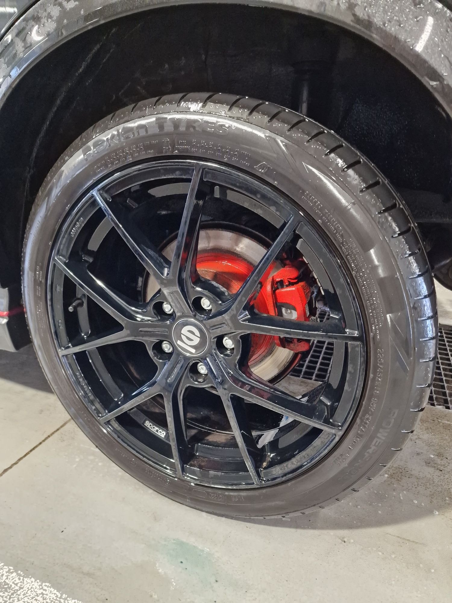 Vand Jante Sparco Podio 18 inch + (cauciucuri Nokian,de vara))