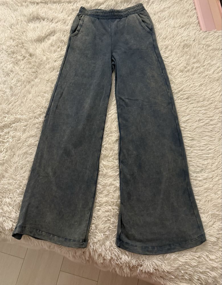 PANTALONI BERSHKA oversized casual