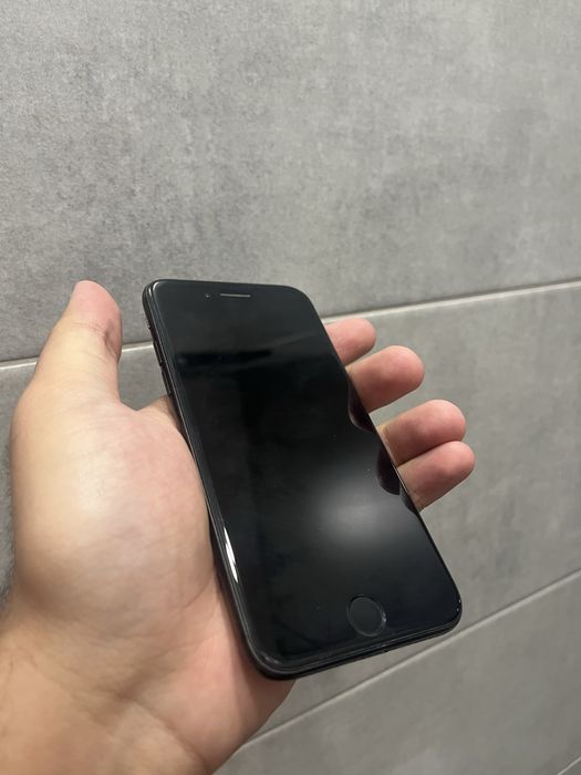 Iphone 7 JET BLACK