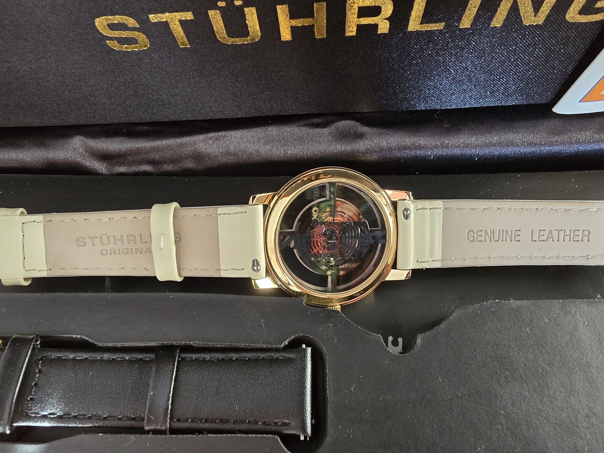 Часовник Stührling