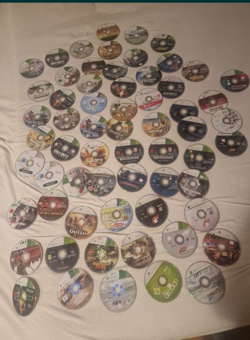 Vând 50+ jocuri xbox 360