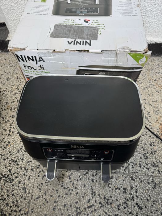 ДВУЗОНОВ Фритюрник с Горещ Въздух Ninja AF300EU 2470W 7.6л, 6 Програми