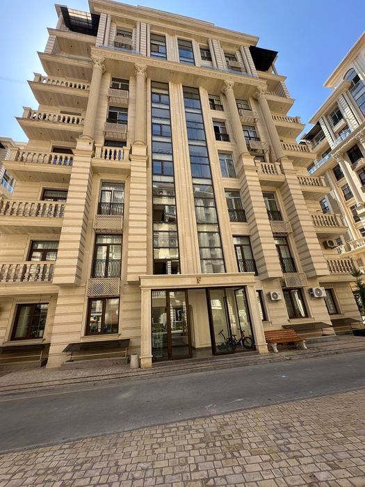 URBAN STROY ЖК "Oq Saroy" Паркентский 

Комнат: 3
Этаж: 5
Этажность: 8