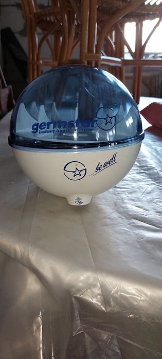 Санитайзер бесконтактный дозатор для рук Germstar