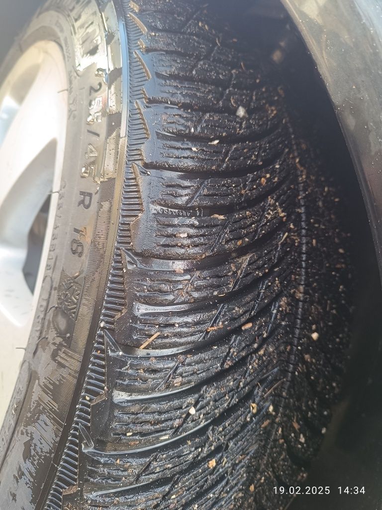 255/45 R18 Michelin