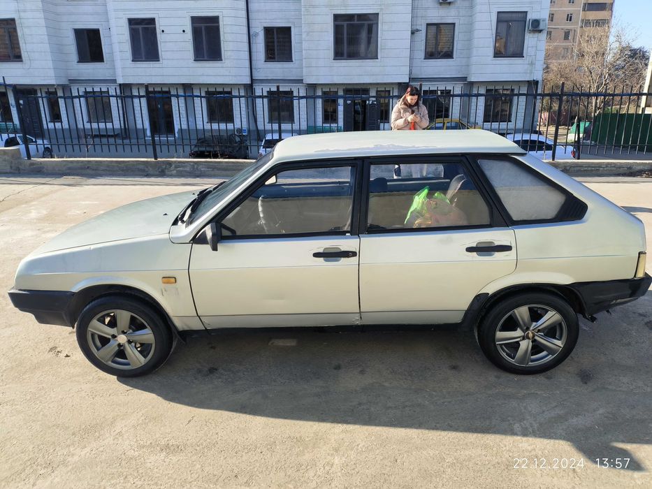 Продаётся Лада ВАЗ 21093