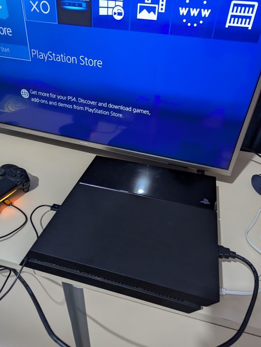 Playstation 4 500 GB  -Stare buna-