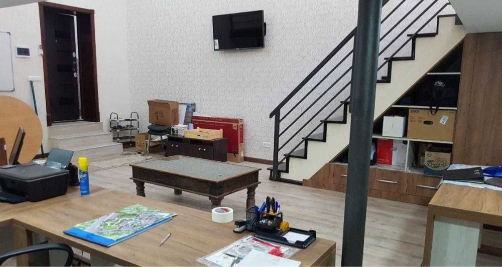 Офис с Мебелью БИЙ ор.Чайхана Салом