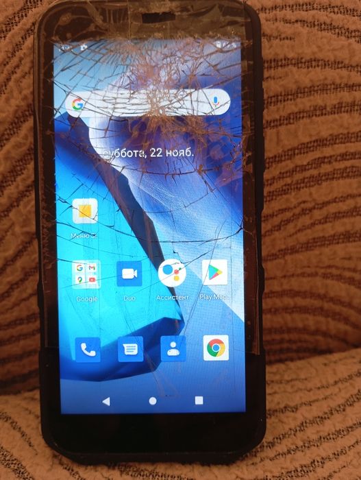 Продам смартфон ixxi J2 бывший в употреблении.Требуется замена экрана.