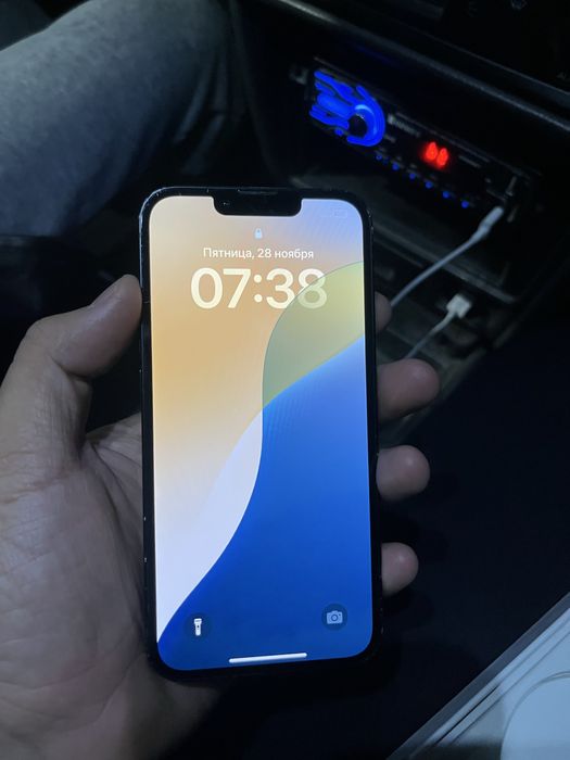 Продам айфон 13 в хорошем состояний