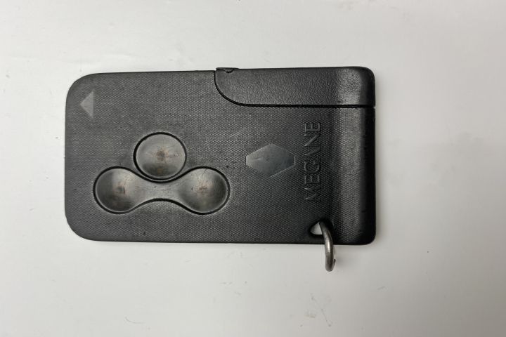 Cartela cheie cu telecomanda Renault Scenic a 2-a generatie seria