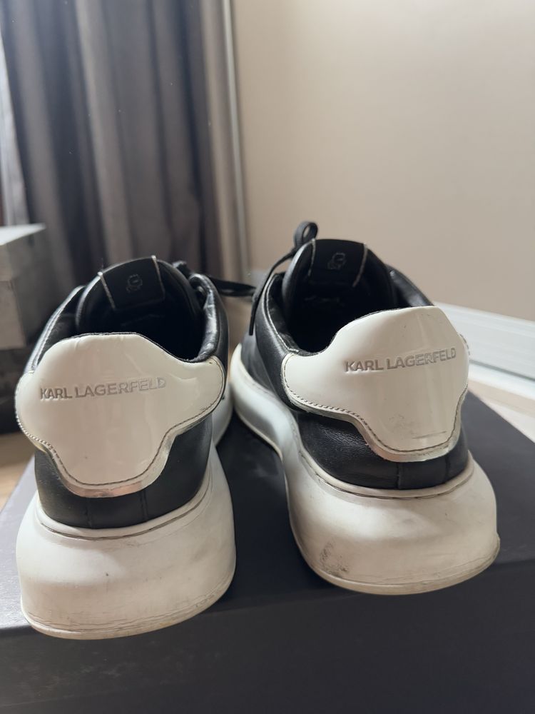 Karl lagerfeld marimea 43
