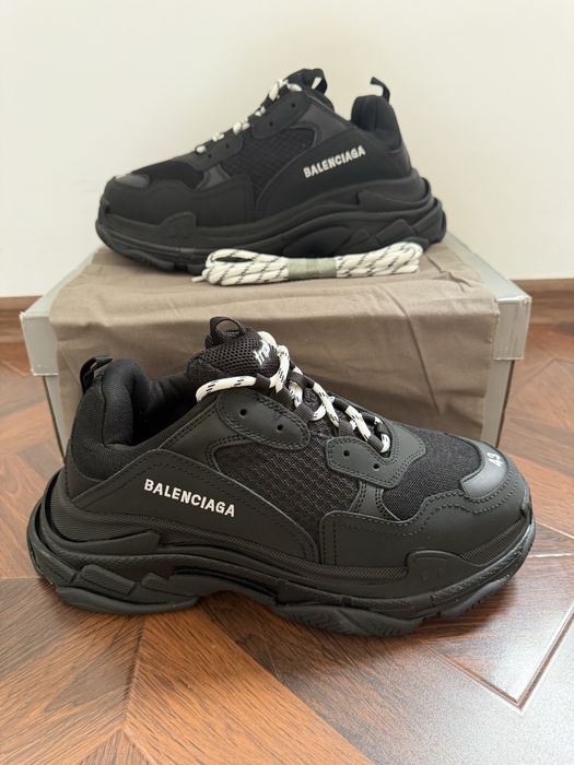 Balenciaga Triple S