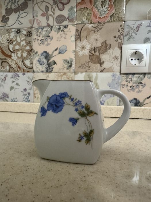 Молочник, бывший в употреблении