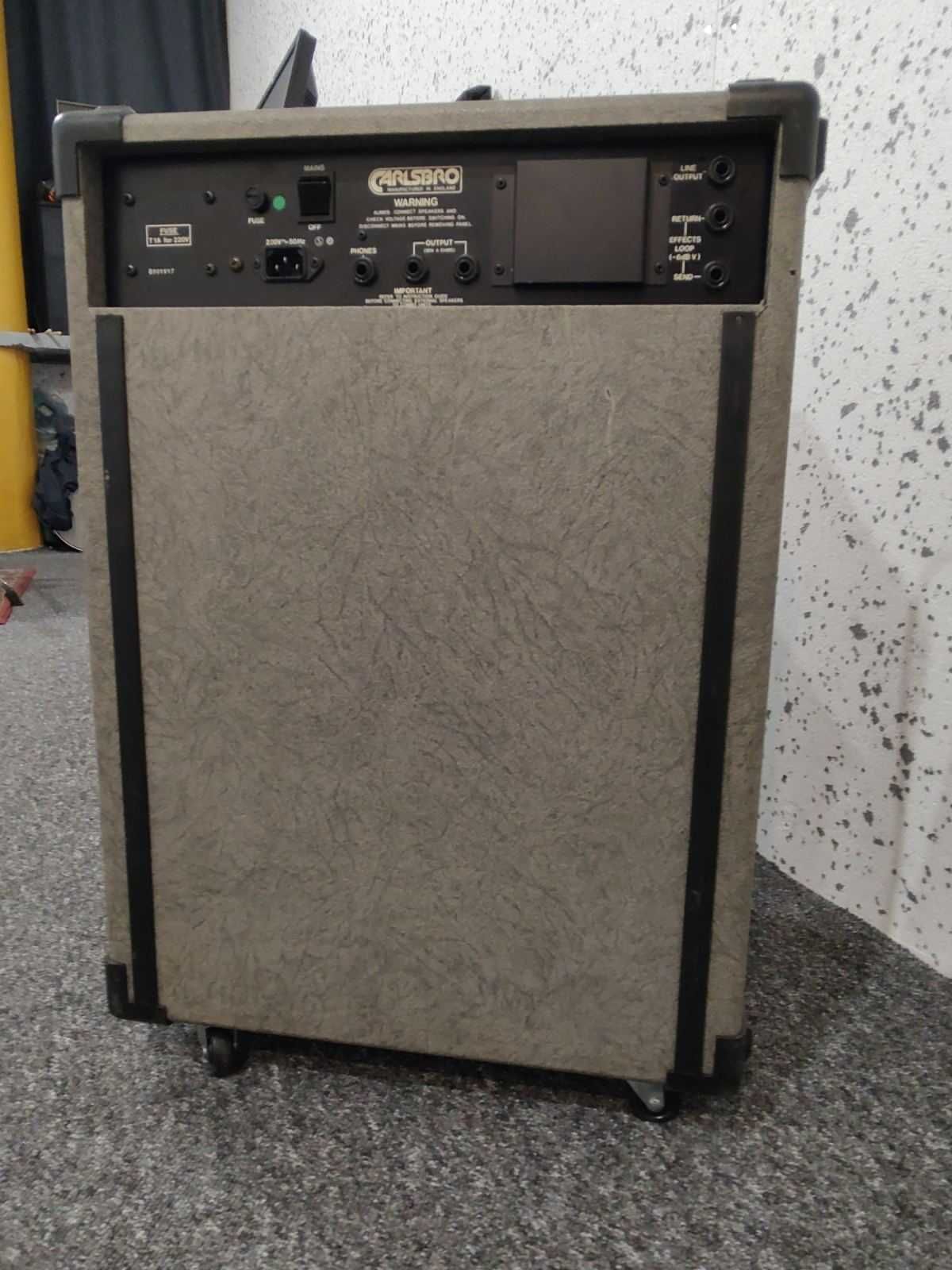 15" кубе  Carlsbro Cobra 90 KB