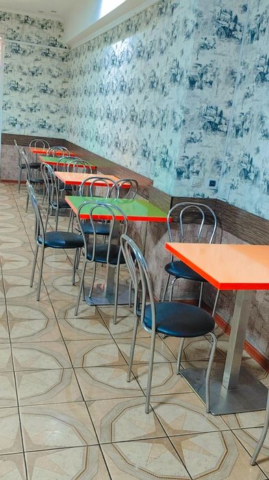 Продается стол , стулья, диваны