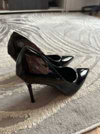 pantofi stiletto