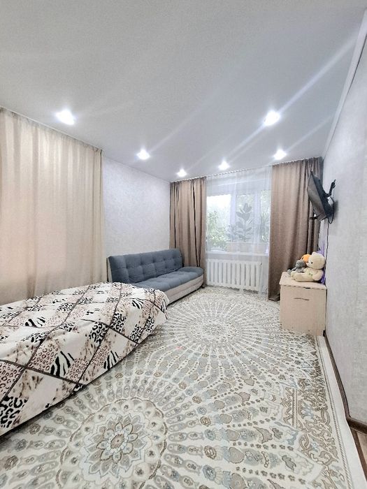 1 ком кв 4 школа,  Алтын Алма