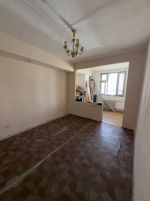 Продам 2х комнатная Лисунова 4