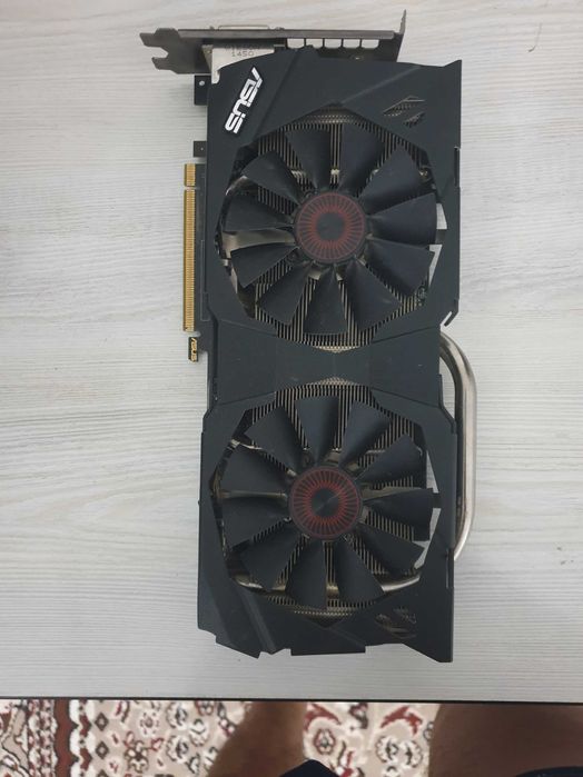 Videokarta GTX 970.  4 GB. 256 bet