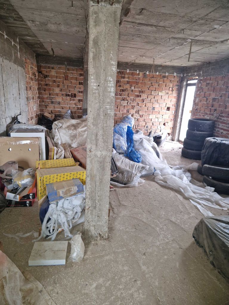 Продава се Склад в с. Драгор, Област Пазарджик - 850 кв.м за 312 €/кв.м - Снимка #11