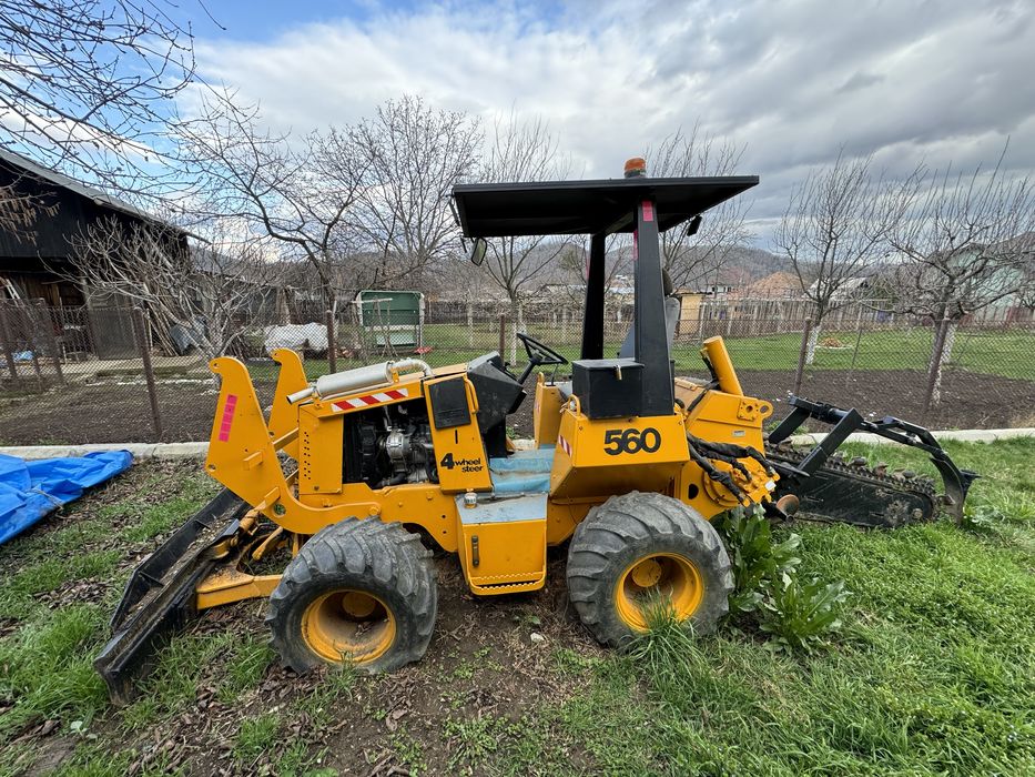 Sapator santuri case 560 trencher