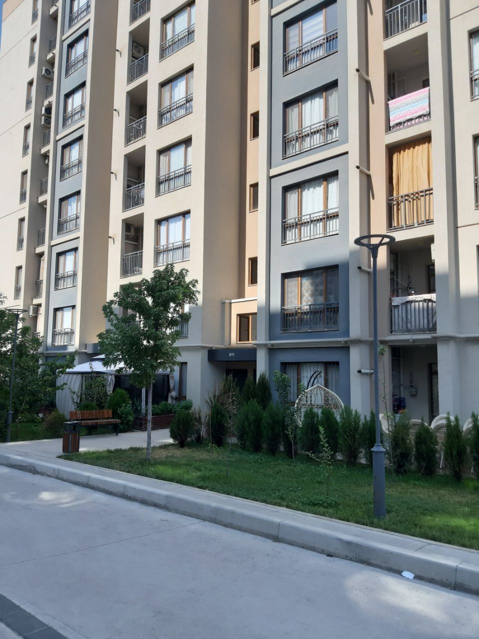 Продаётса квартира на Олмазор сити,  5 комнат, 124 кв. Без маклер