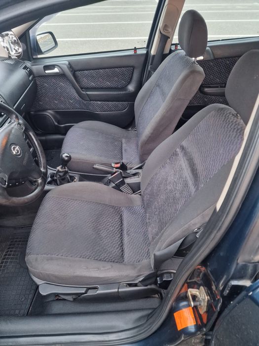 Vând opel asta G1.6 benzina 8V